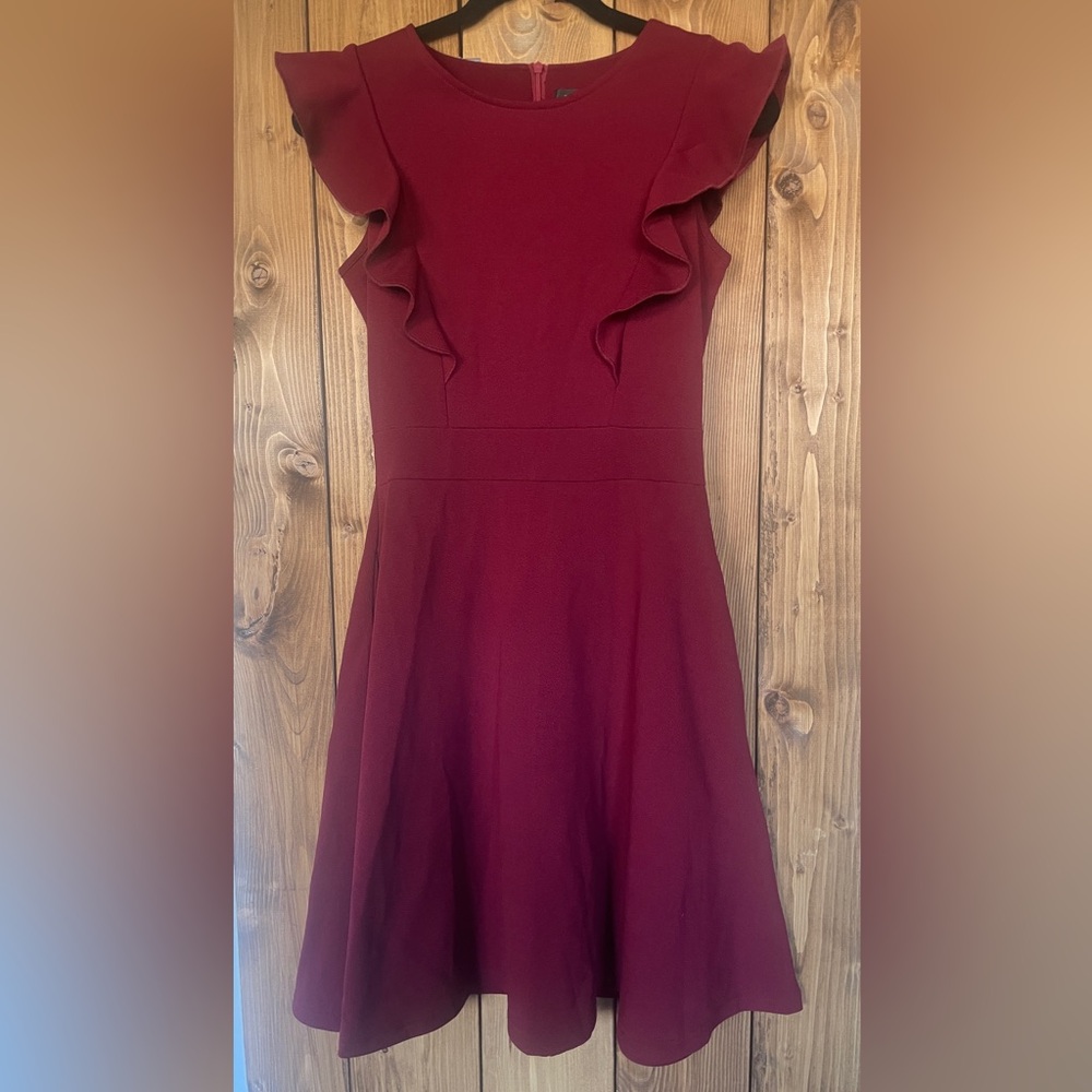 Elegant Burgundy Slimming Dress